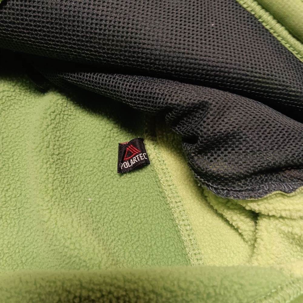 L.L. BEAN WOMEN'S SIZE SMALL LIME GREEN FRONT ZIPPER SIDE POCKET SWEATSHIRT. - Picture 4 of 8